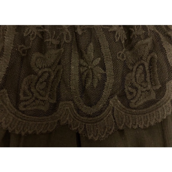 Forever 21 | Off-the-shoulder top with lace detail - Picture 5 of 5